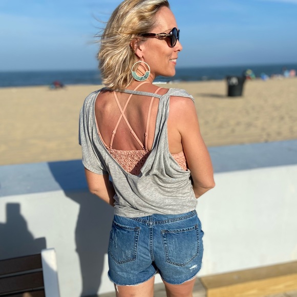 Scoop back flutter tee - Picture 4 of 5